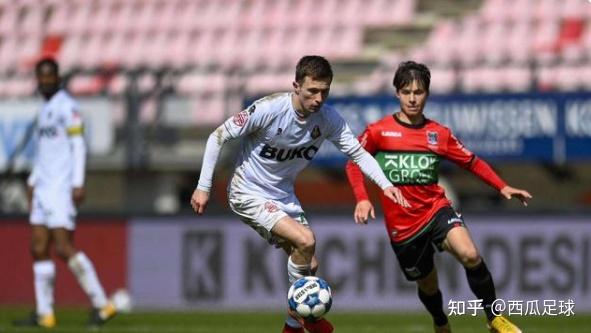 行二点球的 行二点球的